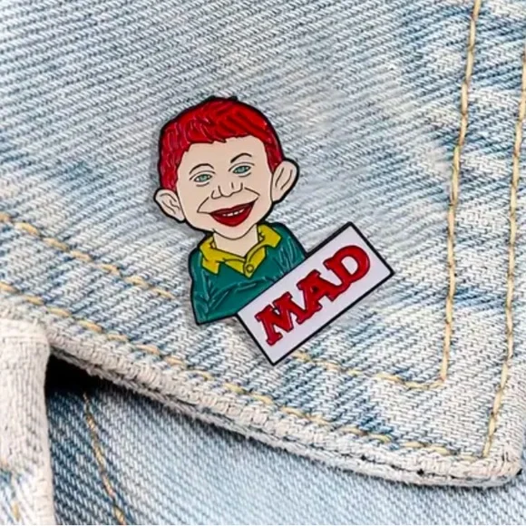 MAD Magazine Enamel Metal Pin - Picture 2 of 7